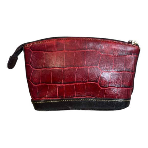 Dooney & Bourke Belvedere Croc-Embossed Hobo Shoulder Bag with Cosmetic Pouch - Picture 16 of 17